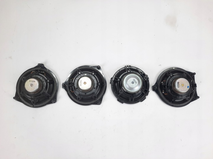 фото №11, Mercedes c w205 sedan динамики burmester