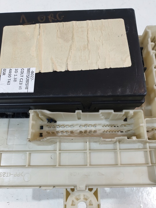 фото №8, Коробка запобіжників mn108319 mitsubishi colt cz3 vi 1.3b