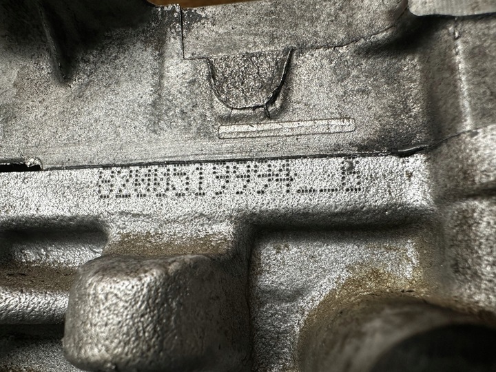 фото №8, Головка крышка 2.0 dci m9r espace trafic 8200519994g