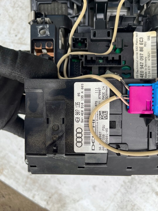 фото №7, Серый алькантара audi a8 s8 d3 потолок комплект