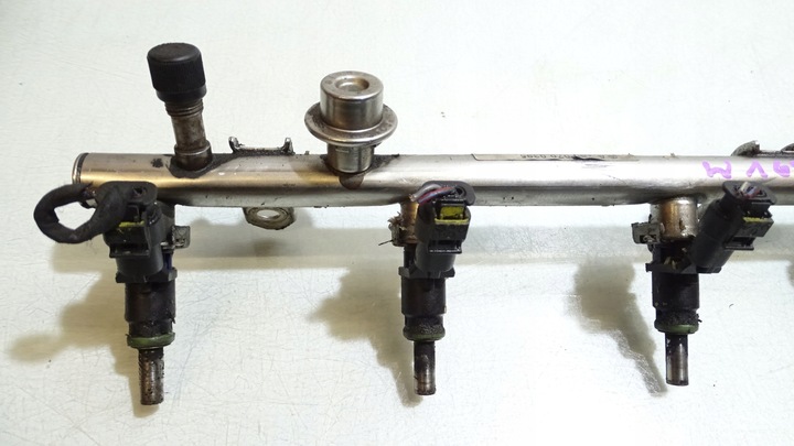 фото №6, Планка вприскувальний mercedes-benz w169 a150