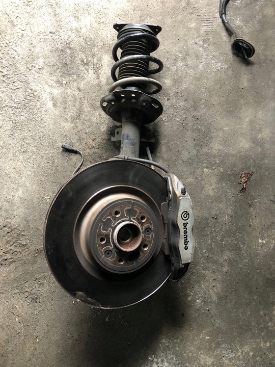 фото №1, Амортизатор mcpherson  поворотный кулак амортизатор правые renault megane iv rs 1,8 tce