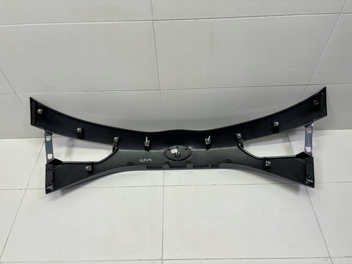 фото №7, Накладка крышки toyota yaris xp130 2nd рестайлинг 2018 768110da30