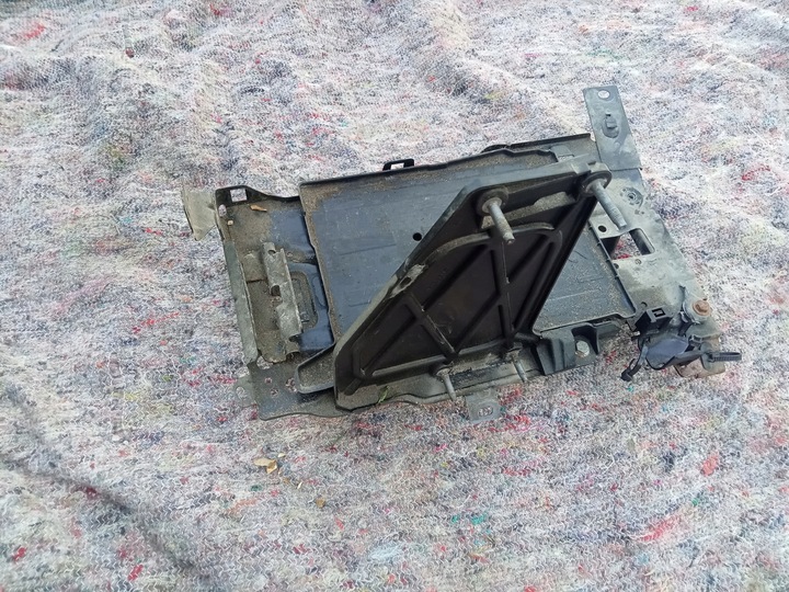 фото №1, Jumpy expert proace iii 16- основание акумулятора