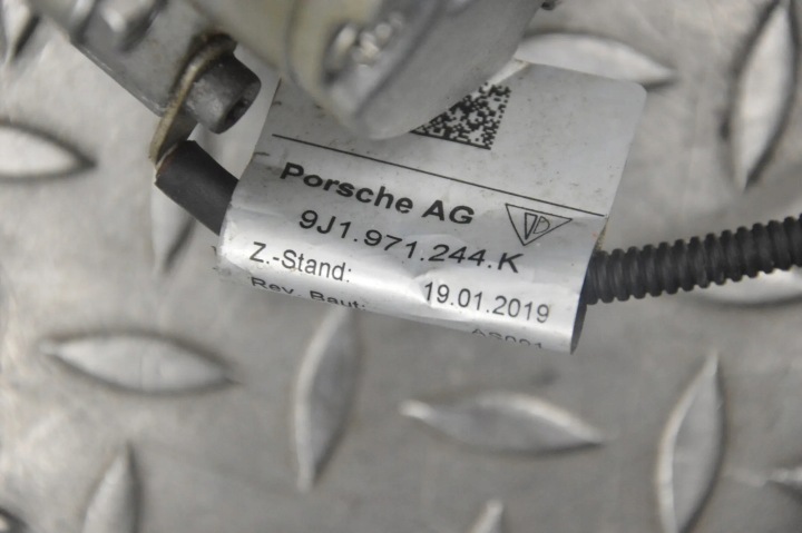 фото №12, Компресор кондиціонера porsche taycan 9j1816797b 21329361 460kw 2021