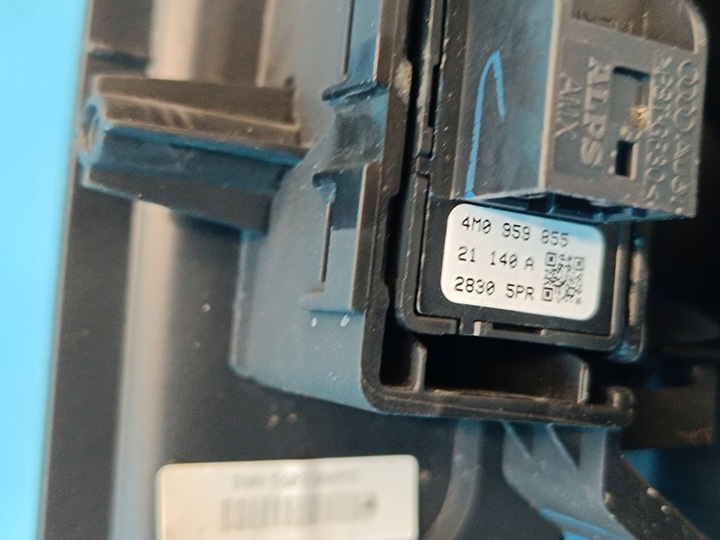 фото №8, Audi q5 fy рестайлінг 2.0 tdi 150kw 2022r підлокітник обшивка праві зад 80a867374