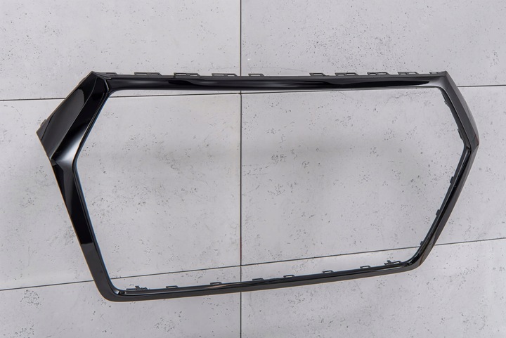 фото №8, Audi q7 sq7 4m 15-20 передній фейсліфтинг чорна рамка решітка 4m0853651b