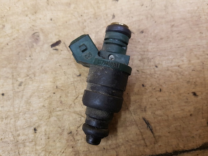 фото №1, Форсунка інжектор пального vw golf iv 1.6 8v