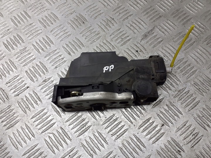 фото №1, Замок двері праві перед mercedes w168