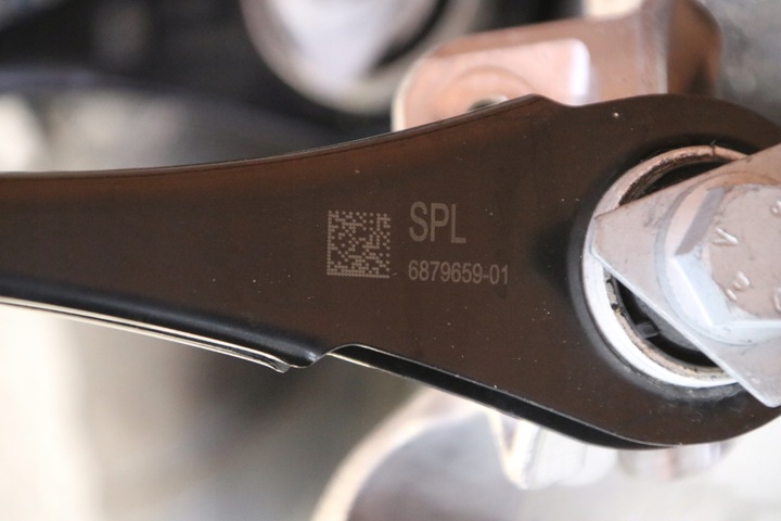 фото №7, Bmw g20 поворотна опора важелі ступиця правий зад права задня 6879534 6 km !