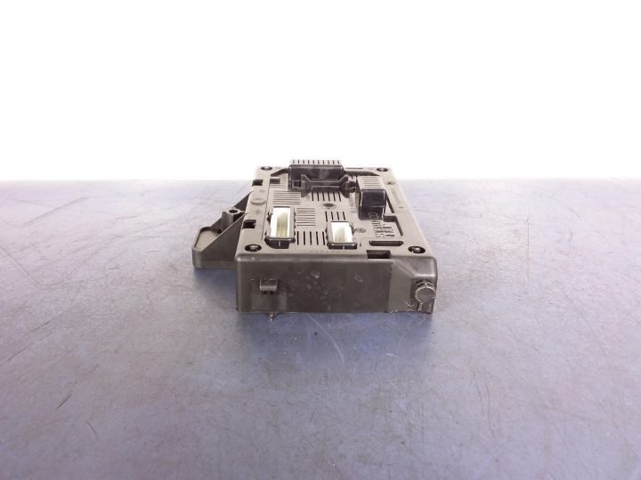 фото №4, Renault clio iii блок управления  модуль bcm 8200652284