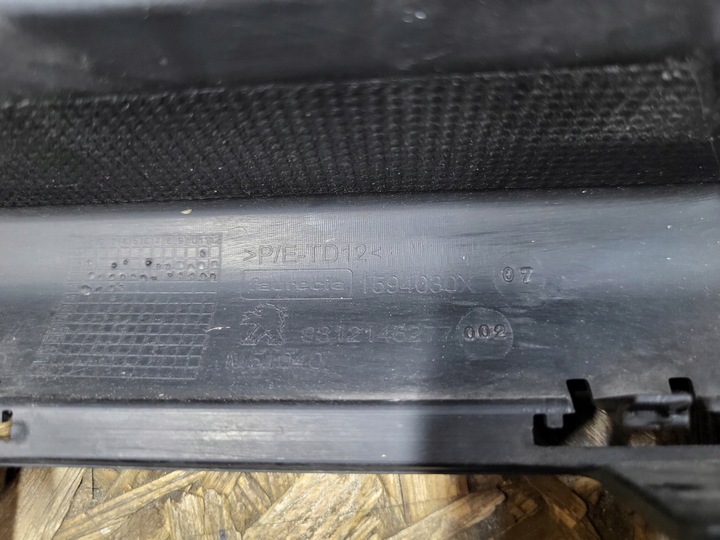 фото №7, Citroen jumpy iii expert 17r -- решітка верхня бампера передньої перед