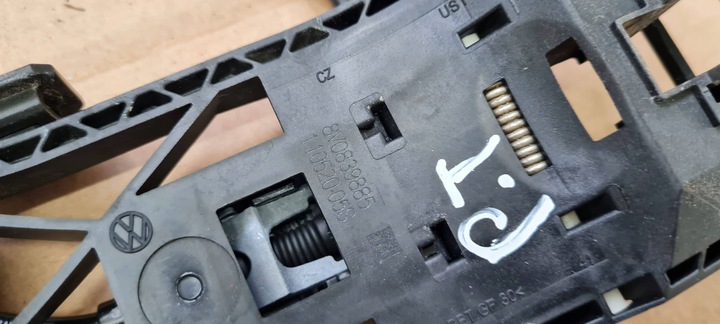 фото №8, Q3 83a ручка дверь pod keyless каркас правая правый зад ly9t 5g0837206q