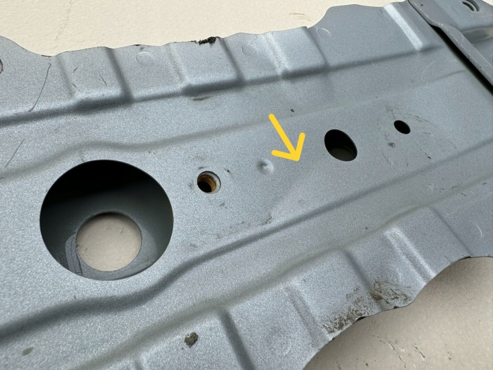 фото №12, Toyota rav4 5 v 19r- балка pod радиатор pas низ