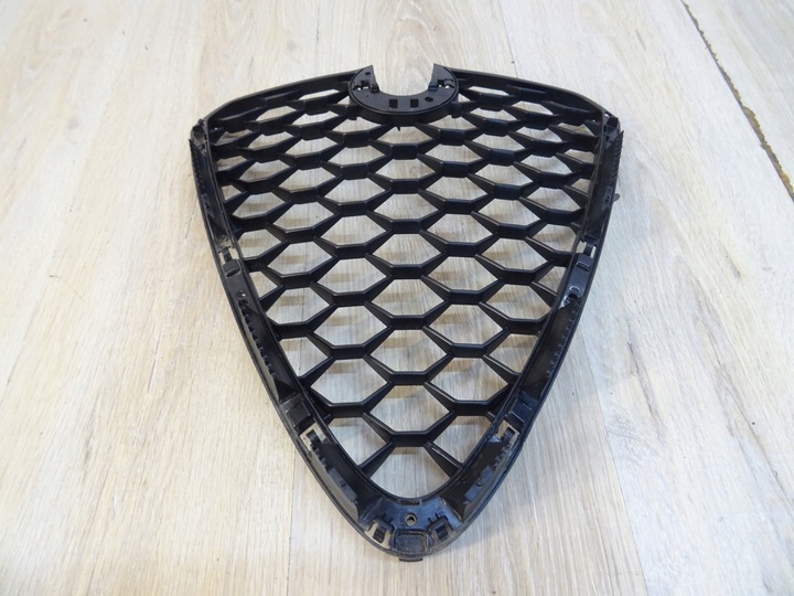 фото №1, Alfa romeo giulia 16- решётка радиатора решётка 156119585 llu