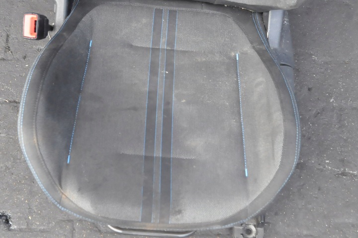 фото №9, Ford fiesta mk8 st 3d сиденья recaro диван обшивки англичанин