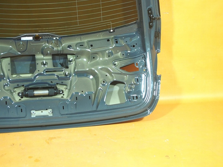 фото №13, Audi q3 83a 22km крышка зад задняя багажника спойлер стекло lx7m