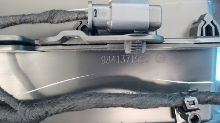 фото №10, Opel astra l vi 23r 1.5 d корпус каркас консолі середньої 9841371580