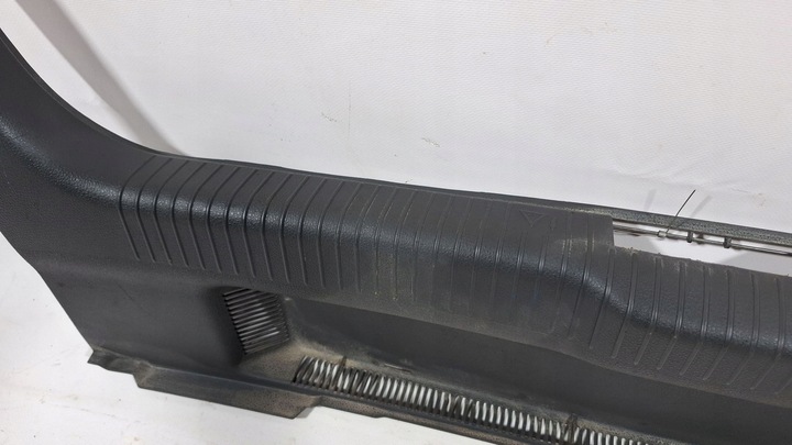 фото №8, Volkswagen polo 2004 зад другие элементы отделка багажника