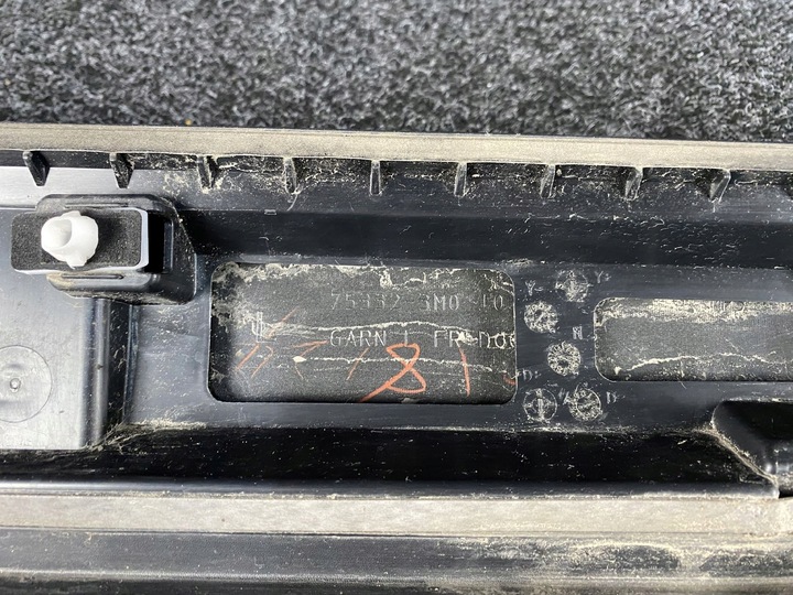 фото №8, Honda hr-v 21- планка двері ліва перед зад передня задня комплект