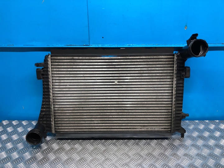фото №1, Vw passat b6 2,0 tdi інтеркулер радіаторів 3c0145803e