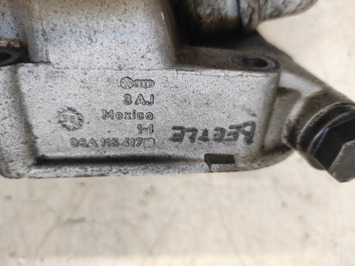 фото №5, Vw new beetle 97- 2.0 основание фильтра масла 06a115417