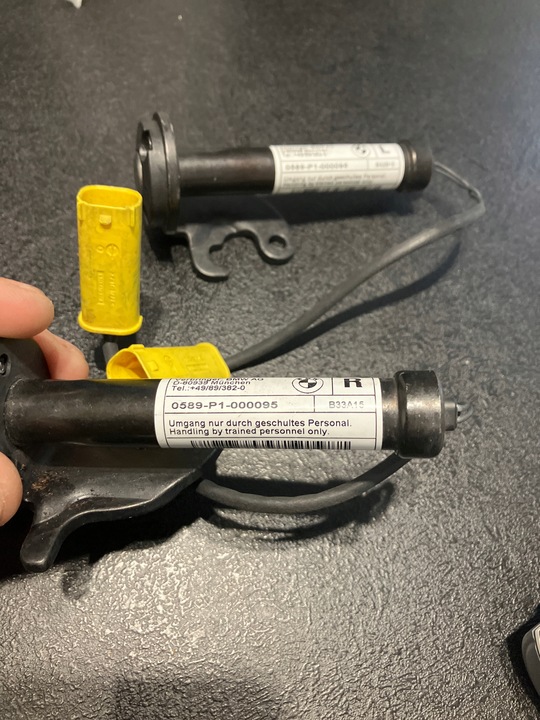 фото №8, Комплект патрон / заряд піротехнічний петлі капота правий/лівий bmw 0589-p1-000095