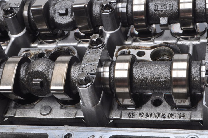 фото №6, Mercedes w204 2.2 cdi 125kw 170km головка з розподільчі вали з двигуна 646811