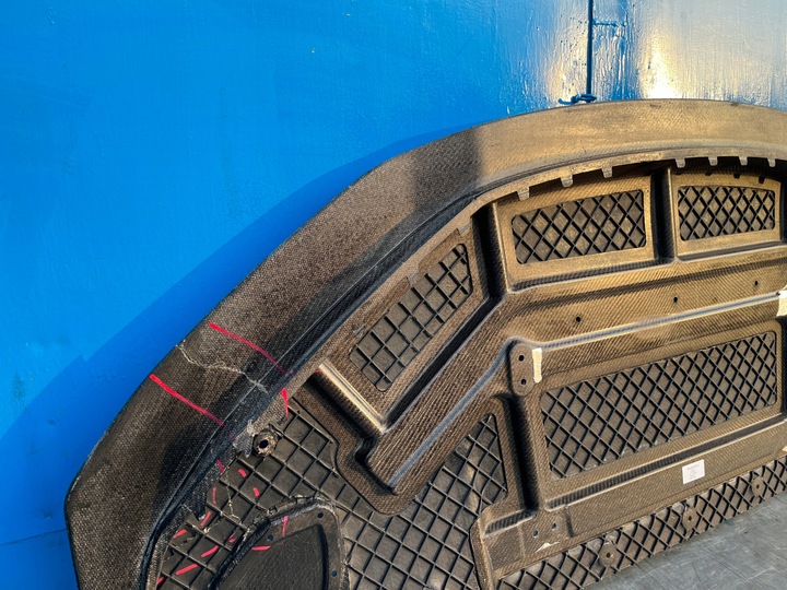 фото №9, Audi r8 spyder 4s9 защита плита шасси карбон