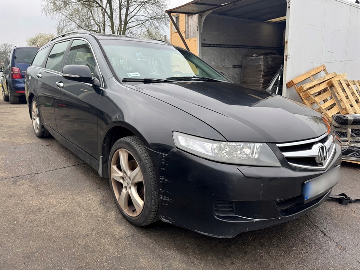 фото №9, Honda accord vii рестайлінг ролета багажника