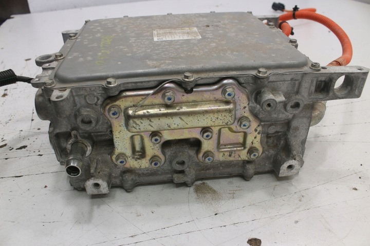 фото №7, Зарядное устройство модуль аккумулятора 9803587180 berlingo iii partner электрик