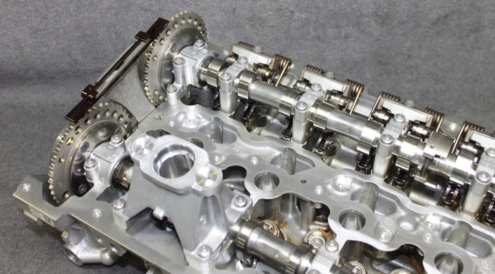 фото №8, Bmw g30 g11 g14 g05 g06 g07 4.0i b58b30c головка комплектна вали - 8632293