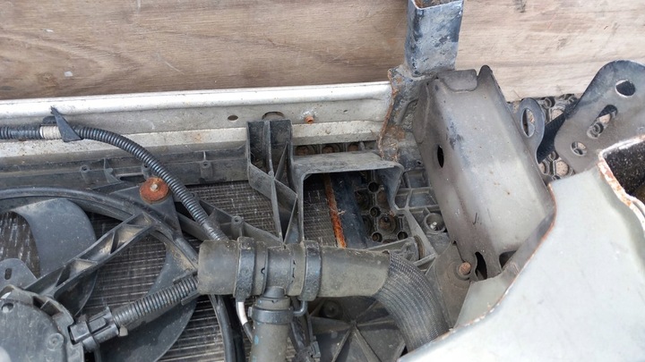 фото №9, Renault megane iii 1.6b pas переднє комплект