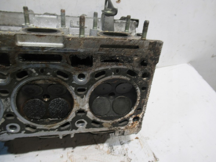 фото №13, Головка двигателя 9631076610 peugeot 607 c5 3.0 v6