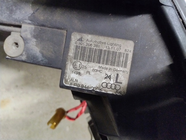 фото №9, Лампа ліва перед audi a3 8p оригінал європа 8p0941003k