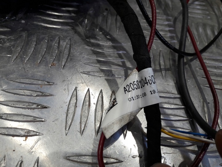 фото №12, Mercedes c w205 правые зеркало з камера uk. 8+3pin