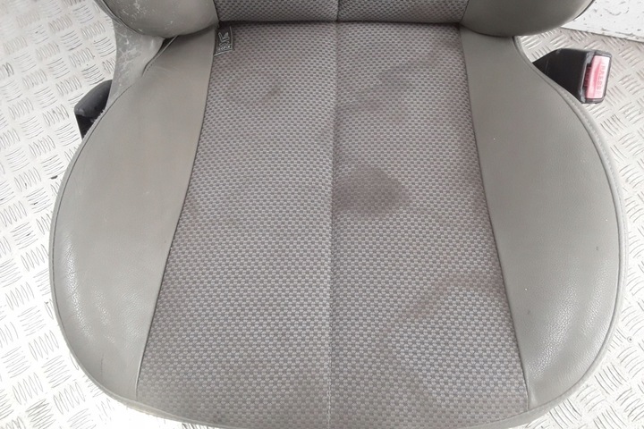 фото №8, Сиденье переднее правый renault megane ii sedan lm0/1_ 9463562d 1.9l дизель