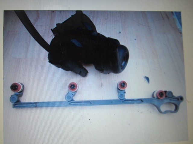 фото №10, Opel corsa d meriva 1.2 a12xer 1.4 a14xer рычаг крышки коллектора 55563664 x1