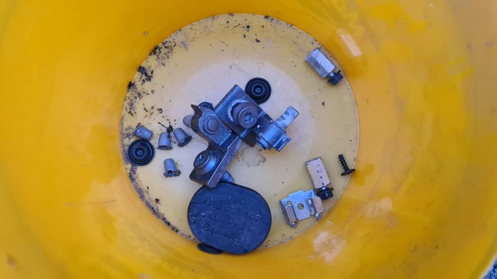 фото №7, Audi q5 планка двигун скло підйомник направляюча