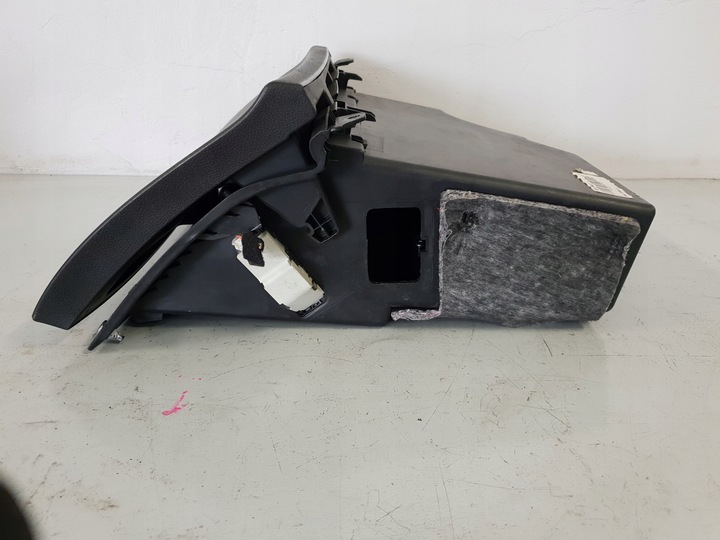 фото №6, Peugeot 308 08r t7 бардачок пассажира европа