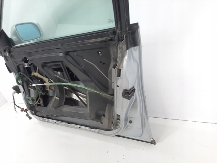 фото №15, Audi a3 8l 1.9tdi 5d 99r двері правий перед код ly7m 8l4831052