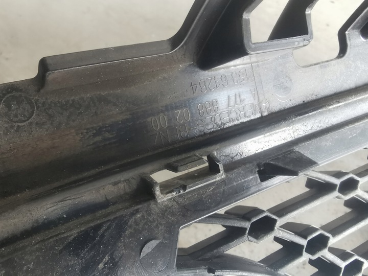 фото №6, Решітка радіатора решітка хром mercedes a клас w177