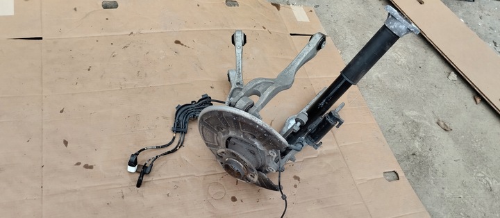 фото №7, Подвешивание левая задние левый зад поворотный кулак e63 amg e класс w213 a2133505507