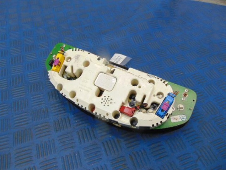 фото №5, Audi a4 b5 1.8b спідометр  88311225 пробіг ні відомий