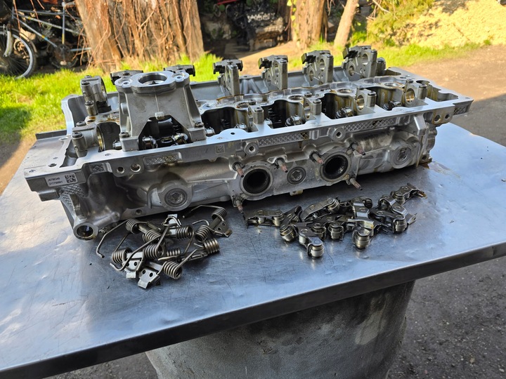 фото №8, Bmw g30 g11 g14 g05 g06 g07 4.0i b58b30c головка 8632293 3,0i