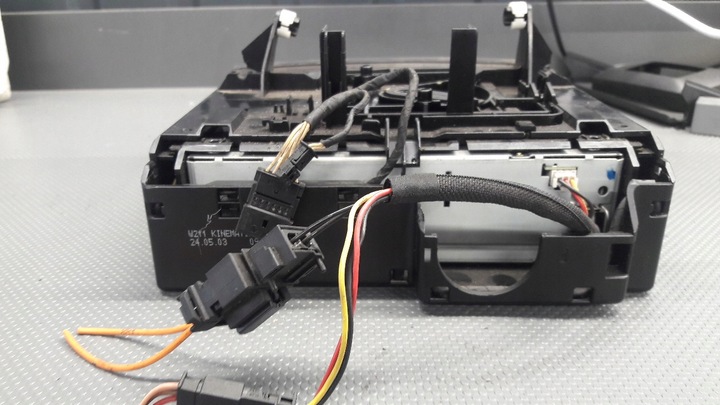 фото №10, A2116800552 панель керування esp mercedes w219 2005