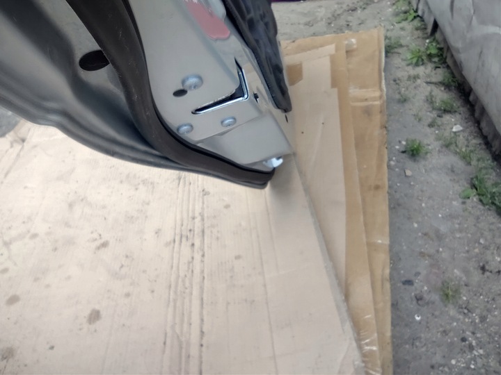 фото №9, Bmw e46 дверь левый зад универсал серебристый titan серебро