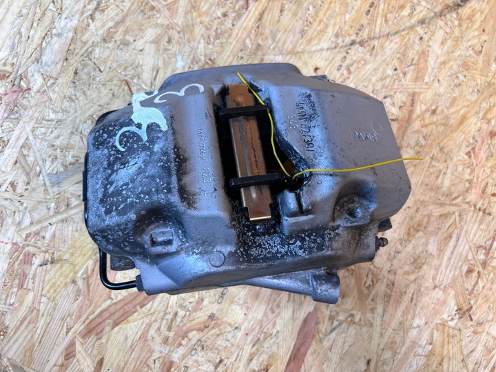 фото №6, Суппорт тормозной тормозные колодки перед левый bmw 5 g30 g31 6883733