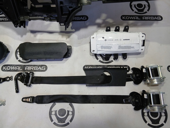 фото №6, Mercedes glc 254 w254 x254 c254 панель консоль подушка безпеки подушки ремені оригінал