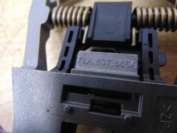 фото №8, Кронштейн крепление ручка vw transporter t6